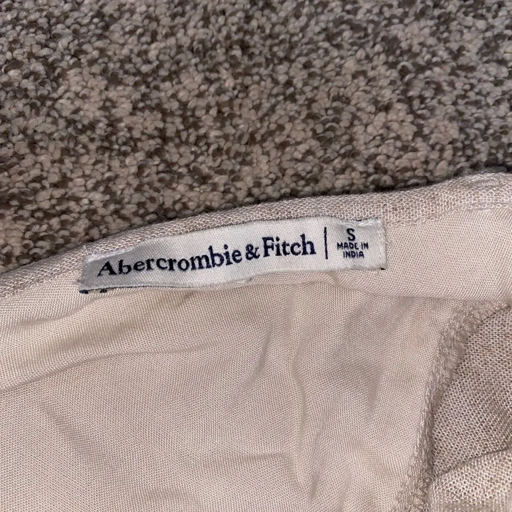 Abercrombie & Fitch Light Beige Blouse - Picture 2 of 2